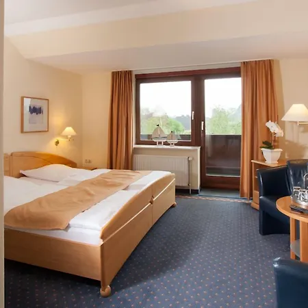 Gaestehaus Luv Und Lee ゲストハウス 4*